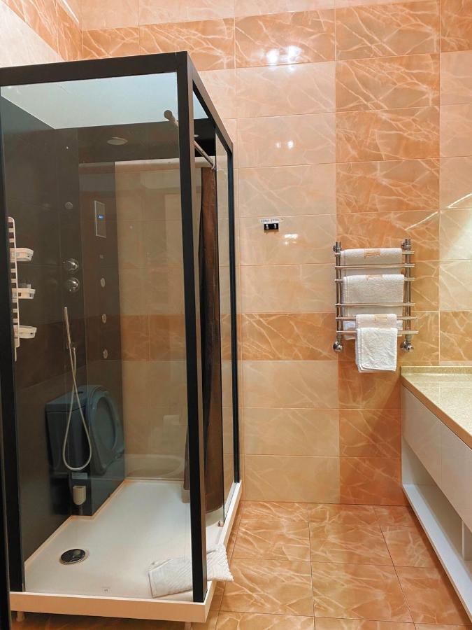 Hotel Myline Relax Complex à Astana Extérieur photo