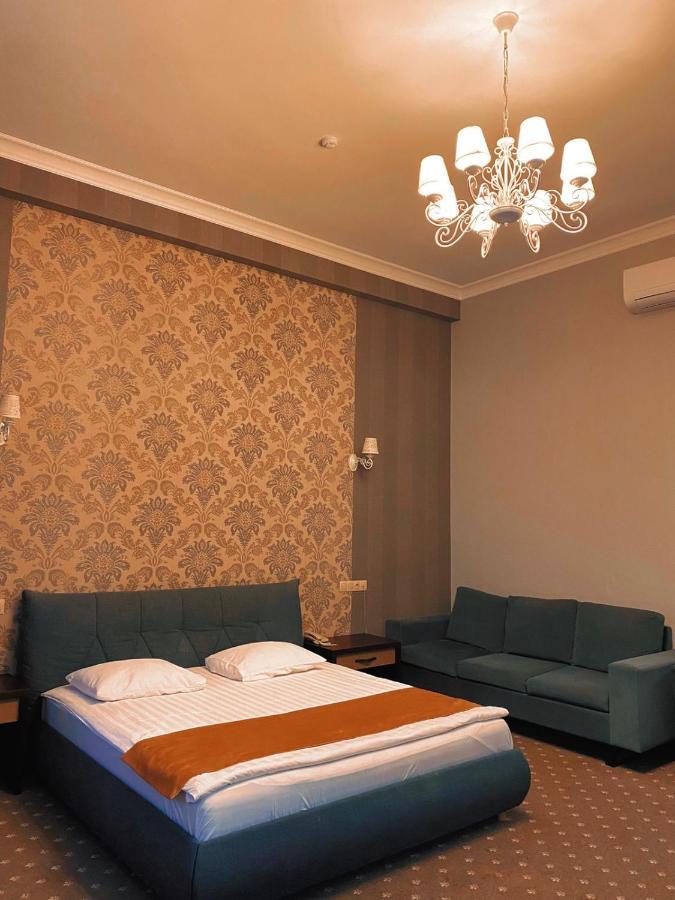 Hotel Myline Relax Complex à Astana Extérieur photo
